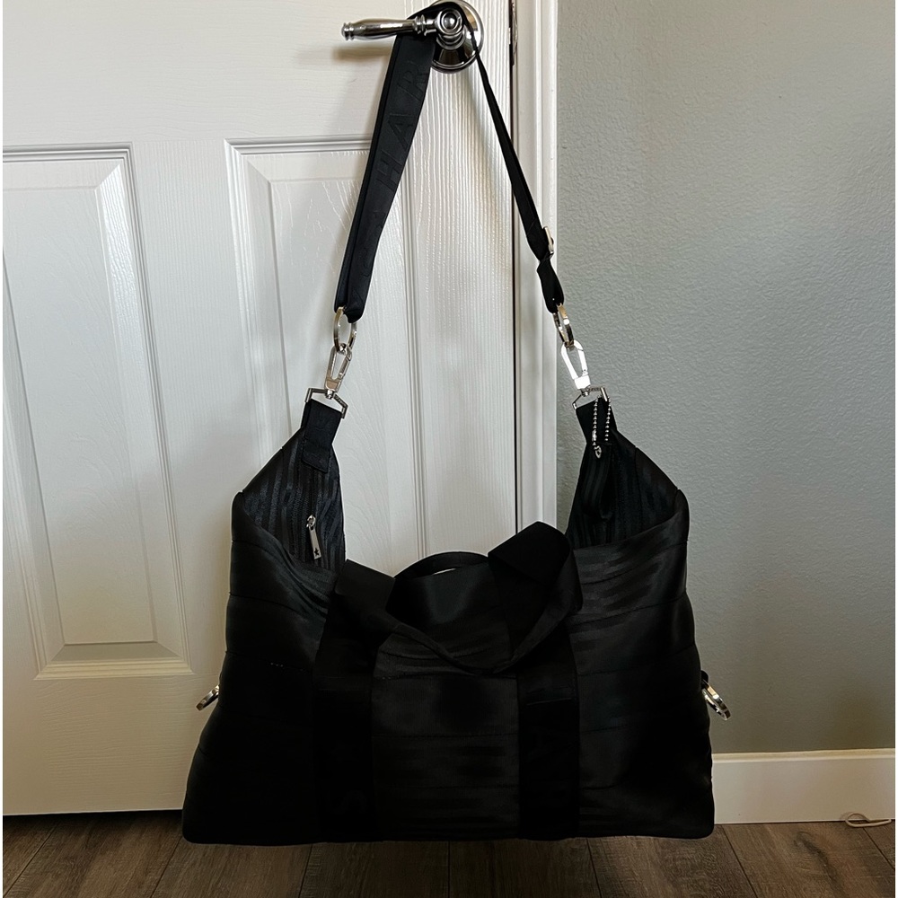 Harvey’s Weekender Travel Bag